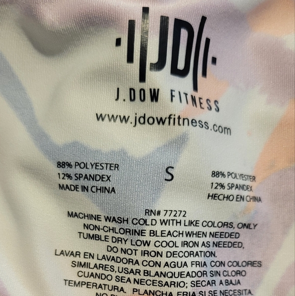 Crop top - Picture 2 of 3